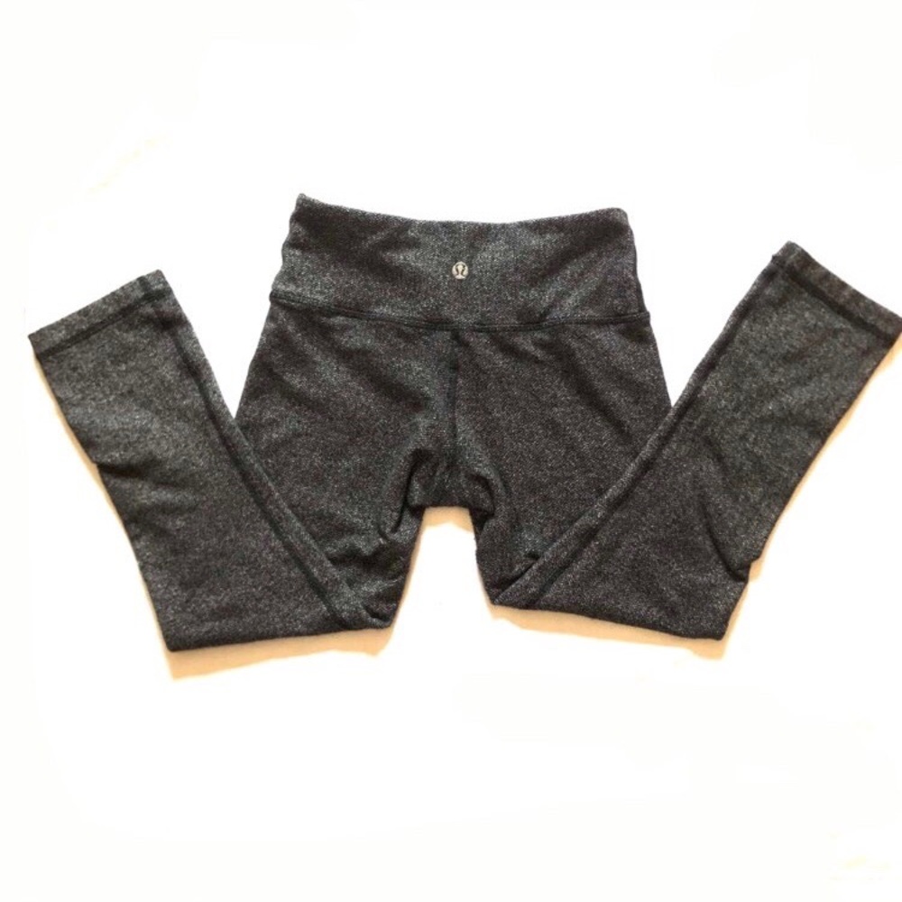 Lululemon leggings (cropped)